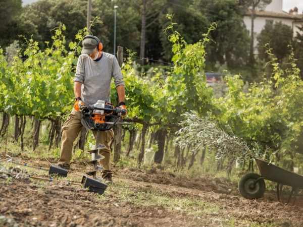 Revolucionando o plantio: a tecnologia dos perfuradores de solo