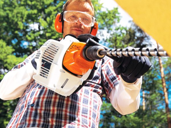 Potencialize seu trabalho com perfuradores de solo Stihl